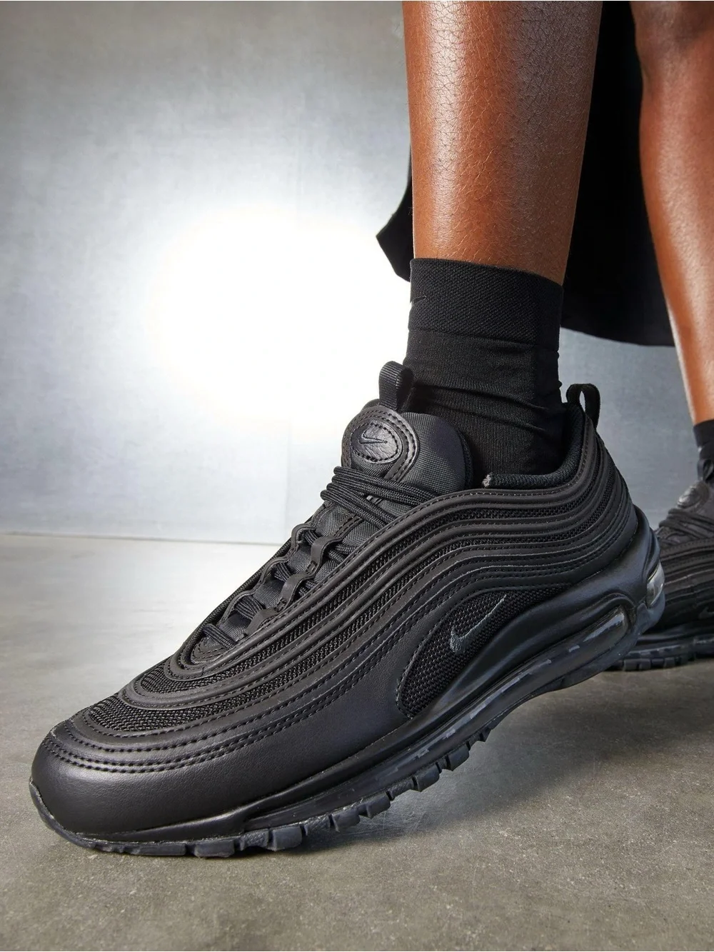 Nike Air Max 97 Womens Triple Black Athletic Sneakers Size 7